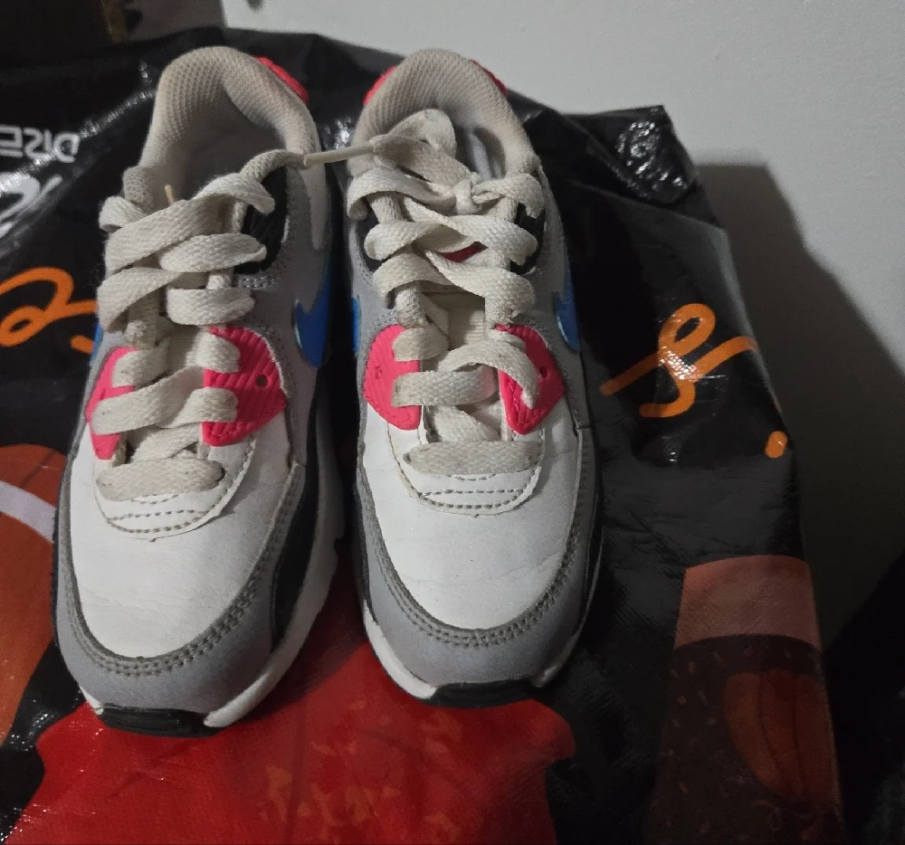 Nike Kids Sneakers in White, Pink & Blue